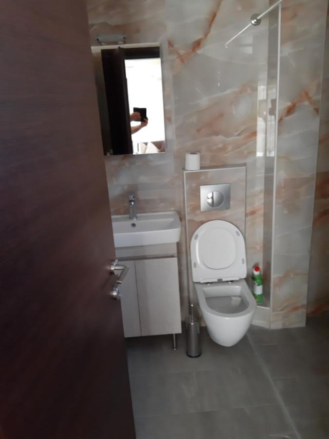 Kosmos Service Apartment City Center 1 With Additional Cost Parking Thessaloniki Exterior photo